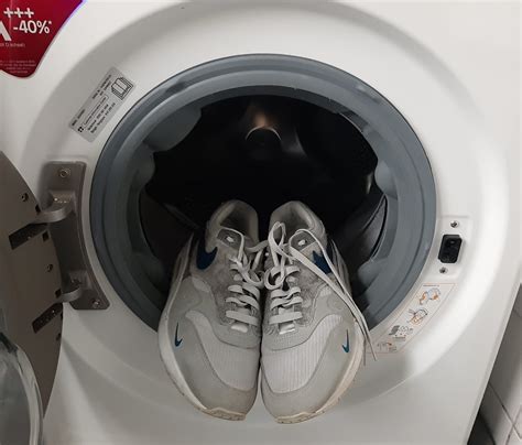 adidas schoenen wassen hoeveel graden|Sneakers in de wasmachine (5 stappenplan & de beste tips).